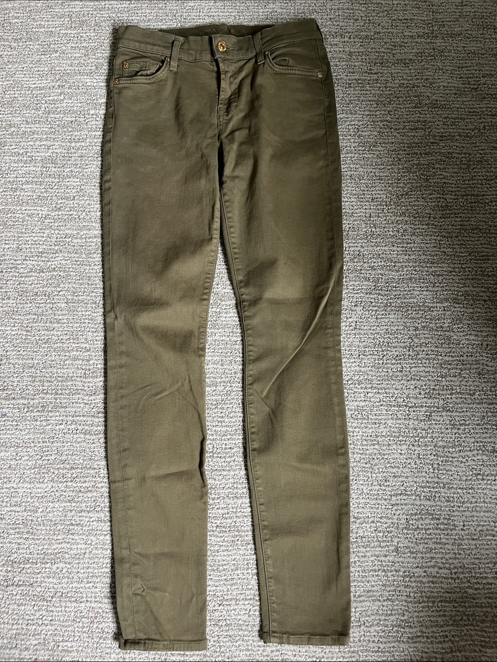 7 For All Mankind Olive Green Skinny Jeans. Size 26